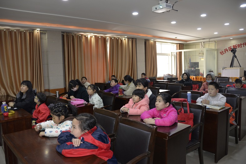 缩小.2021-3-13下午牡丹区图书馆二月二传统文化体验活动 (8).jpg
