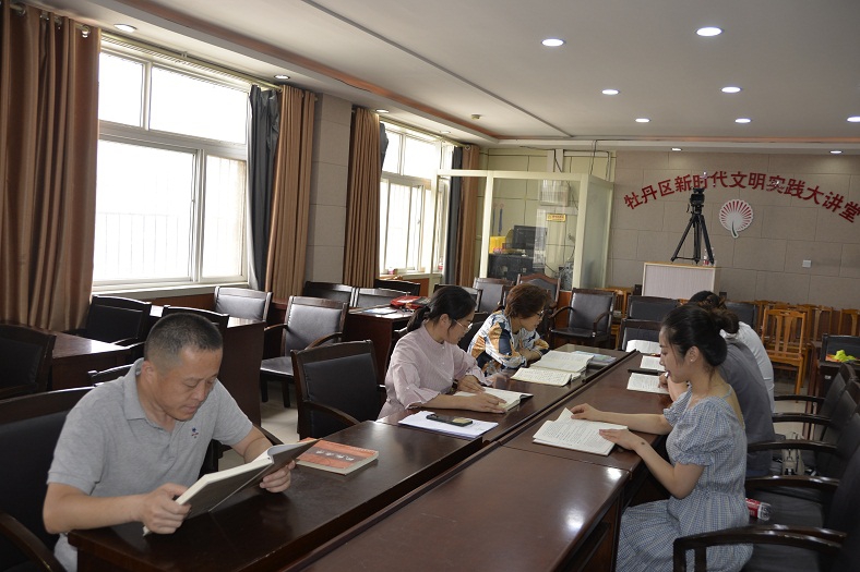 压缩.2021-6-26下午慈舟慧生活菏泽传统文化读书会第3期，主题是诵读经典给我们带来的体悟 (4).jpg